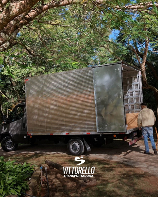 Caminhão Grande para Mudança Salesópolis - Caminhão de Mudança Pequeno
